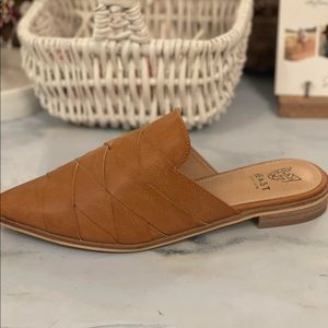 High noon woven mules, Brand New